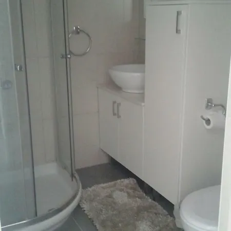 Direct Studio Apt In Mackezie דירה לרנקה