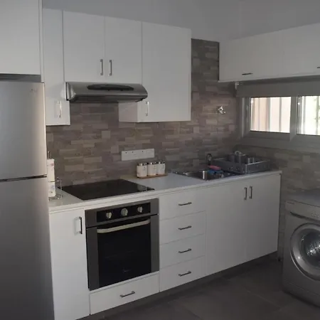Lejlighed Direct Studio Apt In Mackezie Larnaca